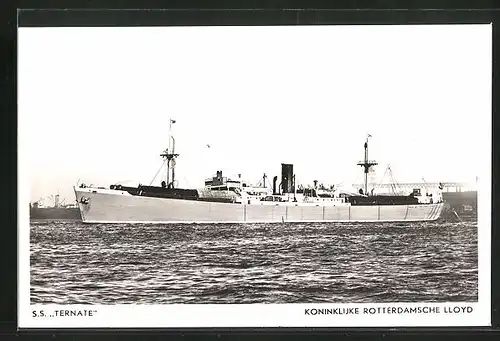 AK S.S. Ternate in Küstennähe