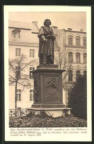 AK Ludwig van Beethoven, am Denkmal in Bonn