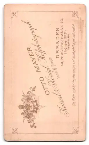 Fotografie Otto Mayer, Dresden, Pragerstrasse 40, gestandener Mann mit Vollbart