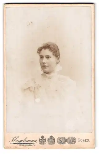 Fotografie J. Engelmann, Posen, Wilhelm-Strasse 8, Portrait junge Dame mit zurückgebundenem Haar