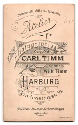 Fotografie Carl Timm, Harburg, Lindenstrasse 18, Portrait junger Herr in modischer Kleidung
