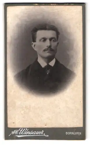 Fotografie Alb. Winsauer, Dornbirn, Pfarrgasse, Portrait bürgerlicher Herr mit Oberlippenbart