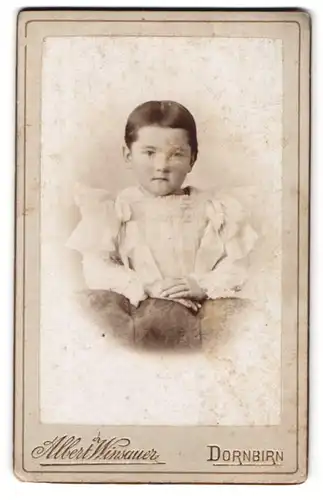 Fotografie Albert Winsauer, Dornbirn, Pfarrgasse, Portrait kleines Mädchen im hübschen Kleid