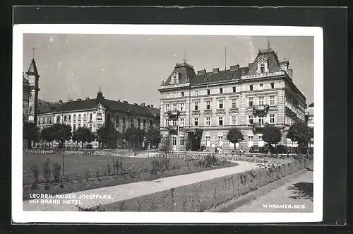 AK Leoben, Kaiser Josefpark mit Grand Hotel