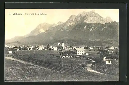 AK St. Johann, Ortsansicht mit dem Kaiser