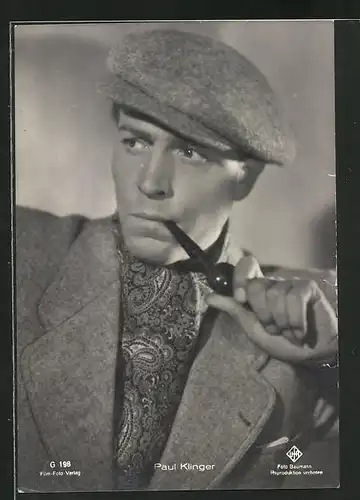 AK Schauspieler Paul Klinger mit Pfeife