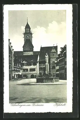 AK Überlingen /Bodensee, Platz mit Brunnen und Uhrenturm