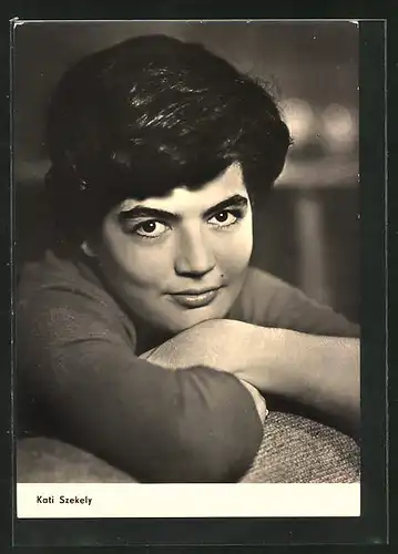 AK Schauspielerin Kati Szekely im Portrait