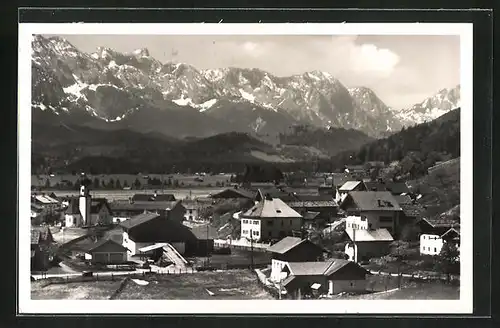 AK Wallgau, Teilansicht mit Wettersteingebirge