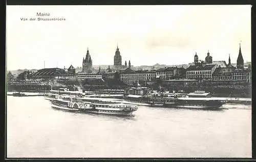 AK Mainz, Teilansicht mit Dampfern von der Strassenbrücke