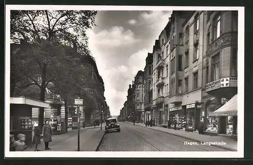 AK Hagen, Langestrasse mit Geschäften und Automobil