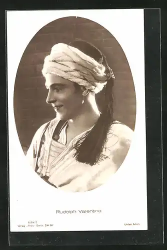 AK Schauspieler Rudolph Valentino mit Turban