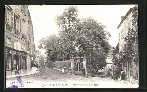 AK Salins-les-Bains, Parc de l`Hôtel des Bains