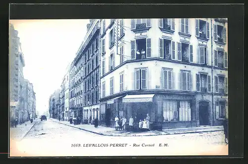 AK Levallois-Perret, Rue Carnot