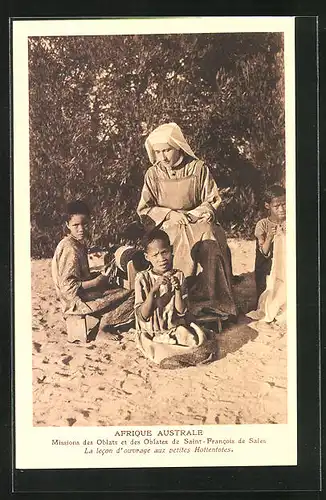 AK Missions des Oblats et des Oblates de Saint-Francois de Sales, Missionars-Schwester mit Hottentotten-Kindern