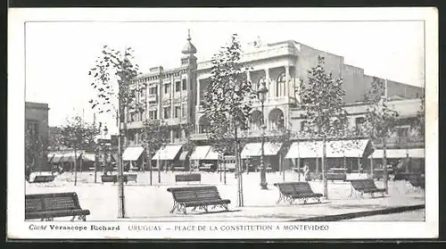 AK Montevideo, Place de la Constitution