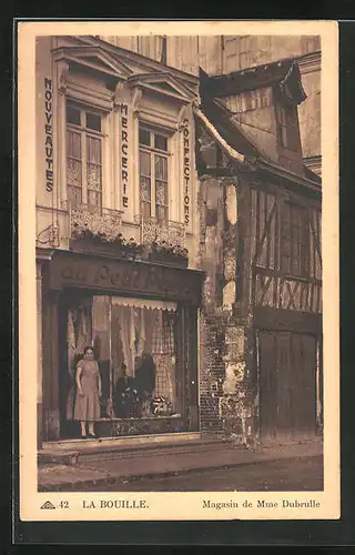 AK La Bouille, Magasin de Mme Dubrulle
