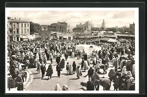AK Tanger, grosser Platz mit Menschenmenge