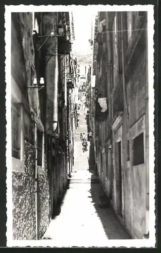 AK Dubrovnik, Gasse in der Stadt