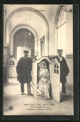 AK Mont-Dore, Etablissement Thermal, Baigneuse en Chaise á porteurs