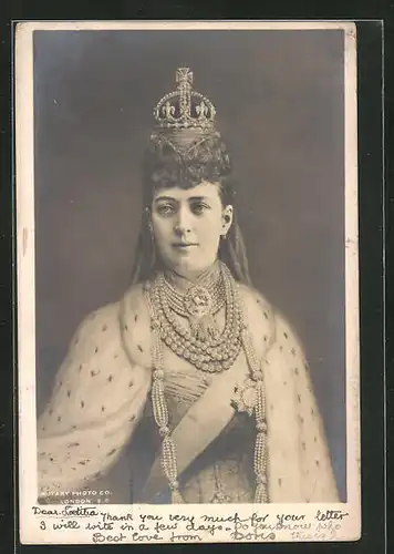AK Königin Alexandra von England im Krönungsornat