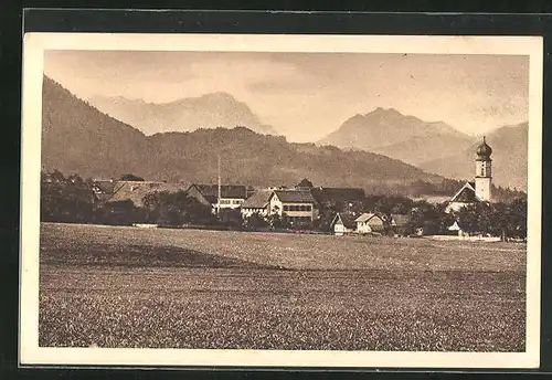AK Ohlstadt, der kleine Ort mit Kapelle unter der Zugspitze
