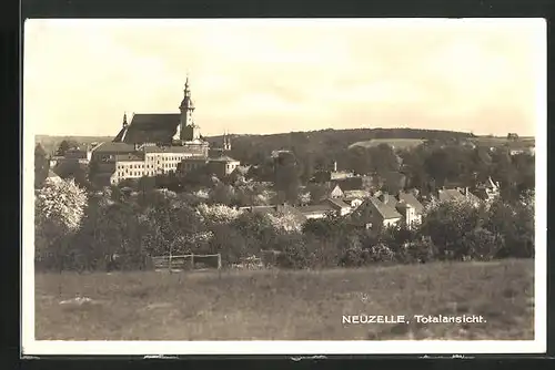 AK Neuzelle, Totalansicht mit Blick zur Kirche