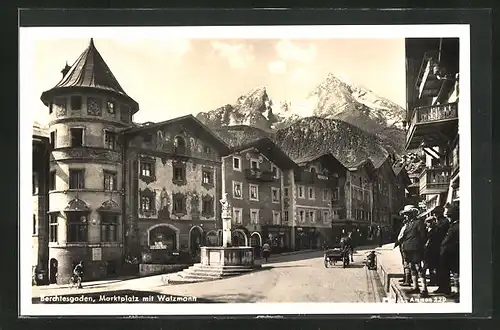 AK Berchtesgaden, Marktplatz mit Blick zum Watzmann