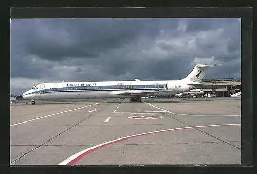 AK Flugzeug, der Fluglinie Airline of Egypt, McDonnell Douglas MD-82 auf dem Rollfeld