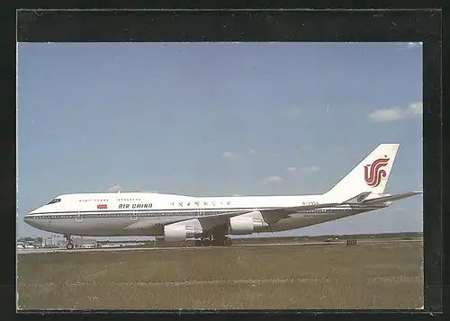 AK Flugzeug, Linienflugzeug der Fluglinie Air China, Boeing 747-400 auf dem Rollfeld