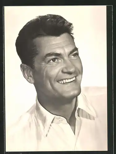 AK Schauspieler Jean Marais lächelnd