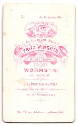 Fotografie Fritz Winguth, Worms / Rhein, am Paradeplatz, Portrait eines elegant gekleideten Jungen im Jackett