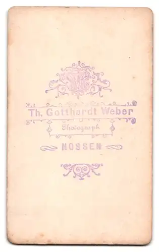 Fotografie Th. Gotthardt Weber, Nossen, kleines Kind mit leicht geöffnetem Mund