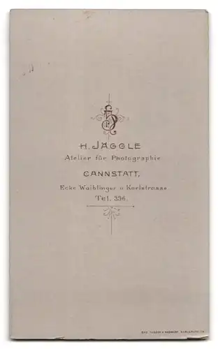 Fotografie H. Jäggle, Cannstatt, Karlstr. 396, Portrait Herr im Anzug mit Fliege und Bürstenhaarschnitt