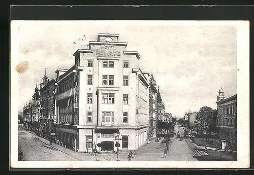 AK Olomouc /Olmütz, Strassengabelung am Hotel Palace