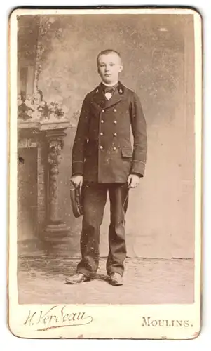 Fotografie H. Verdeau, Moulins, Portrait Soldat in Uniform mit Schirmmütze