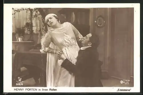 AK Schauspielerin Henny Porten in einer Filmszene aus Edelsteine