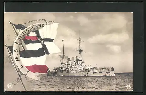 AK Kriegsschiff SMS Deutschland, Reichskriegsflagge und Wappen