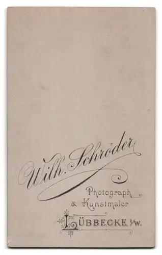 Fotografie Wilh. Schröder, Lübbecke i /W., Portrait junger Mann im Anzug mit Krawatte