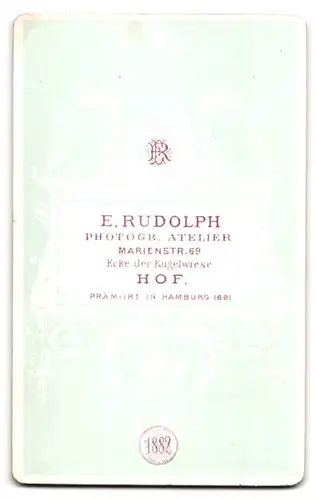 Fotografie E. Rudolph, Hof, Marienstrasse 69, ordentliche ältere Bürgerin mit Spitzenschleife