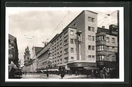 AK Linz a. D., Landstrasse mit Ladenzeile