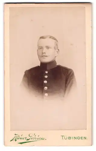 Fotografie Atelier Schloss, Tübingen, Uhlandplatz 22, Portrait württembergischer Soldat in Uniform