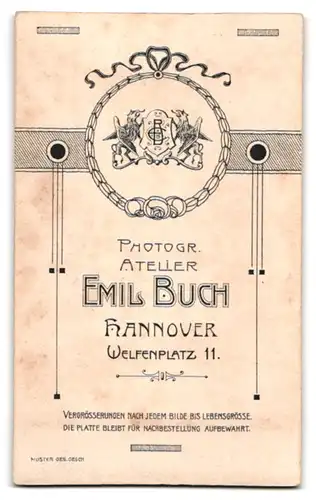 Fotografie Emil Buch, Hannover, Welfenplatz 11, Portrait Soldat in Uniform Art. Rgt. 10 mit Säbel und Portepee