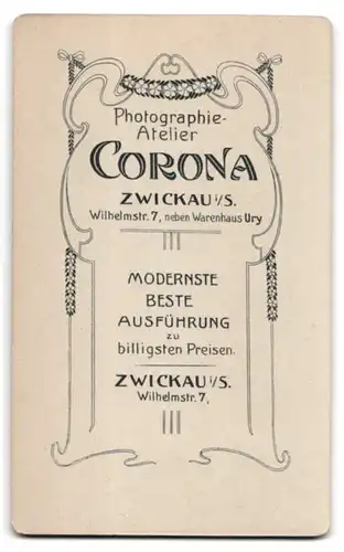 Fotografie Corona, Zwickau i /S., Wilhelmstrasse 7, Portrait bürgerliche Dame mit kleinem Mädchen