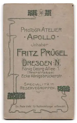 Fotografie Apollo, Dresden, König Georg-Allee 1, Portrait Soldat in Uniform Rgt. 12 mit Schirmmütze