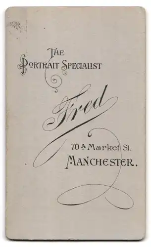 Fotografie Fred, Manchester, 17 A, Market Street, Portrait eleganter Herr mit Moustache
