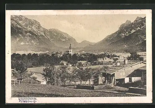 AK Grossgmain, Ortschaft vor Berglandschaft