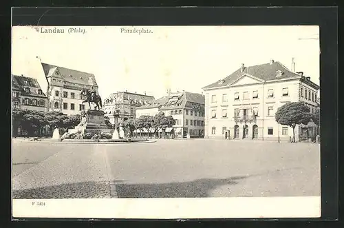 AK Landau /Pfalz, Der Paradeplatz