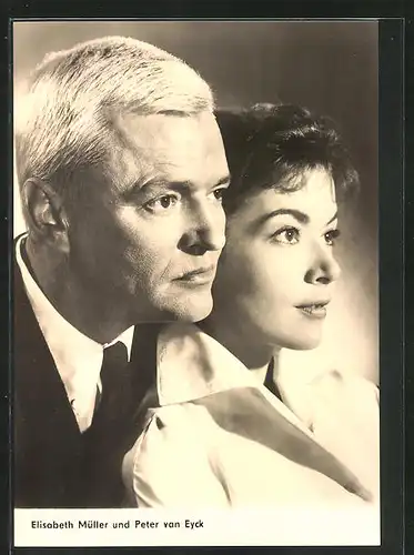 AK Schauspielerin Elisabeth Müller und Schauspieler Peter van Eyck im Portrait