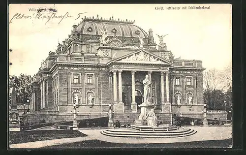 AK Wiesbaden, Königliches Hoftheater mit Schillerdenkmal